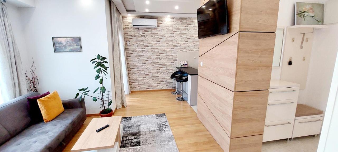Extra Apartman City Centre Banja Luka Exterior foto