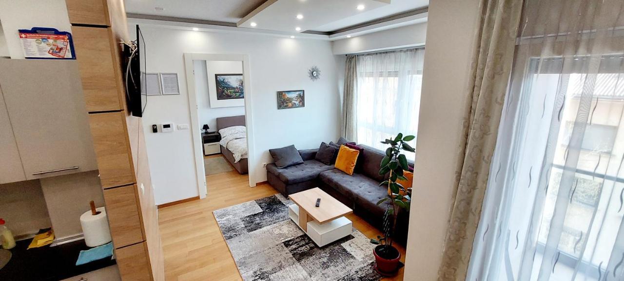 Extra Apartman City Centre Banja Luka Exterior foto