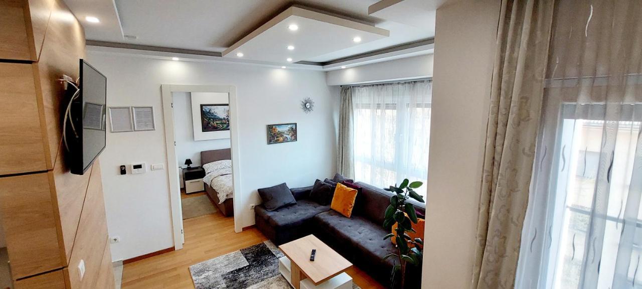 Extra Apartman City Centre Banja Luka Exterior foto
