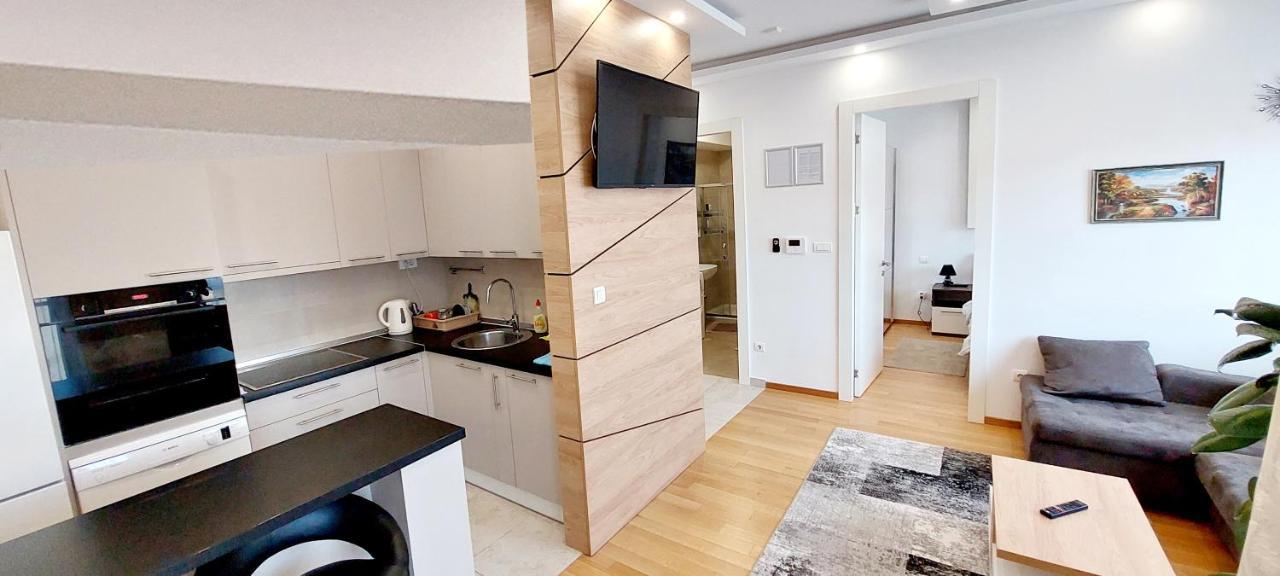 Extra Apartman City Centre Banja Luka Exterior foto
